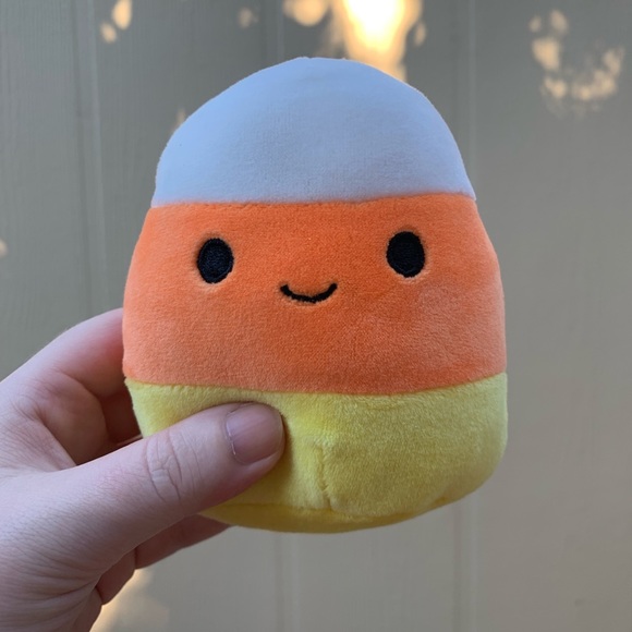 Squishmallows Candy Corn 3 Sizes! - Picture 2 of 10